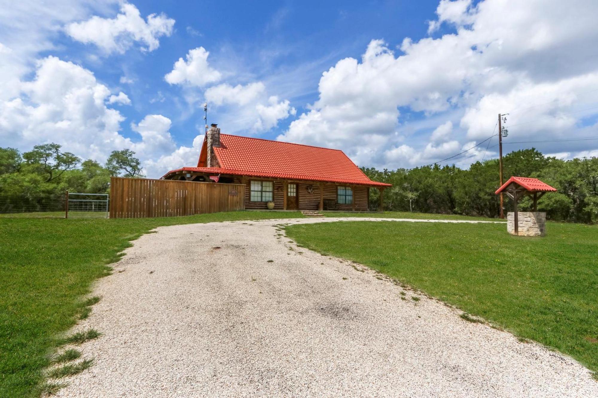 Double D Cottage Mount Gainor Bagian luar foto